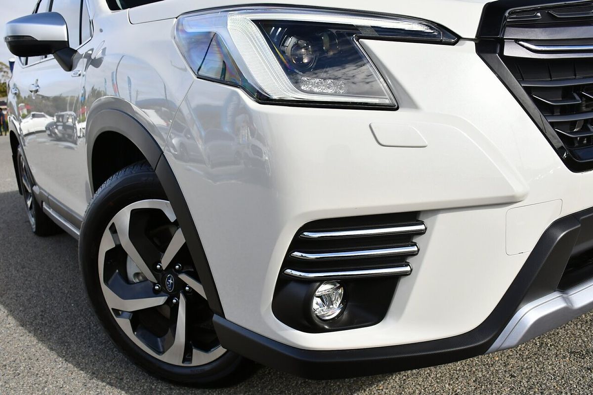 2024 Subaru Forester Hybrid S S5