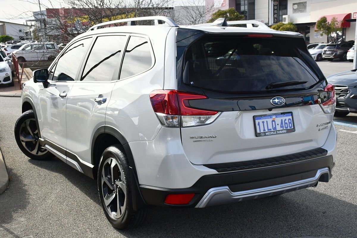 2024 Subaru Forester Hybrid S S5