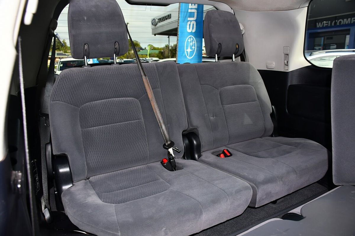 2012 Toyota Landcruiser GXL VDJ200R