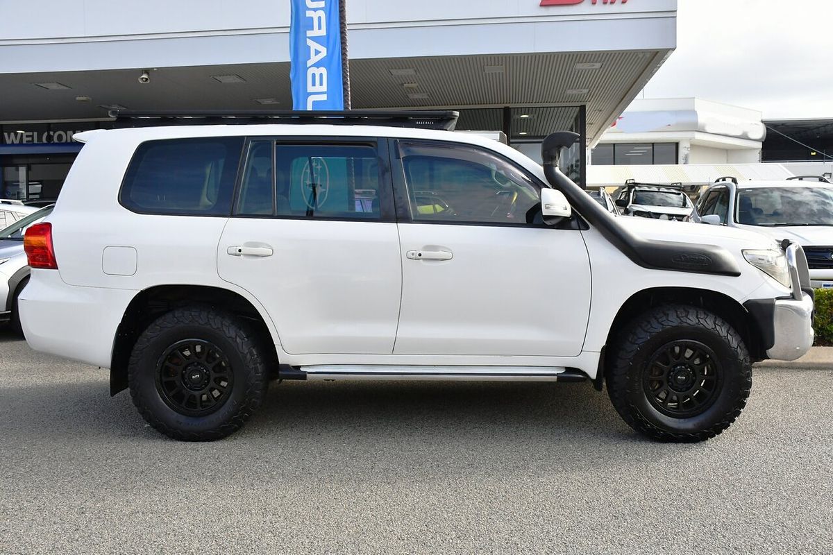 2012 Toyota Landcruiser GXL VDJ200R