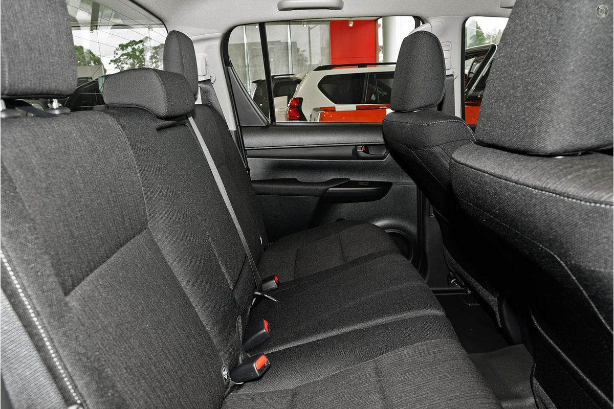 2019 Toyota Hilux SR GUN126R 4X4