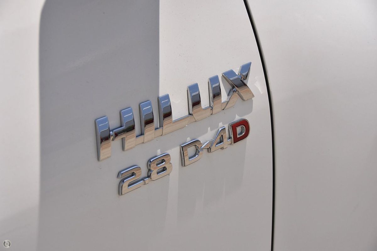 2017 Toyota Hilux SR GUN126R 4X4