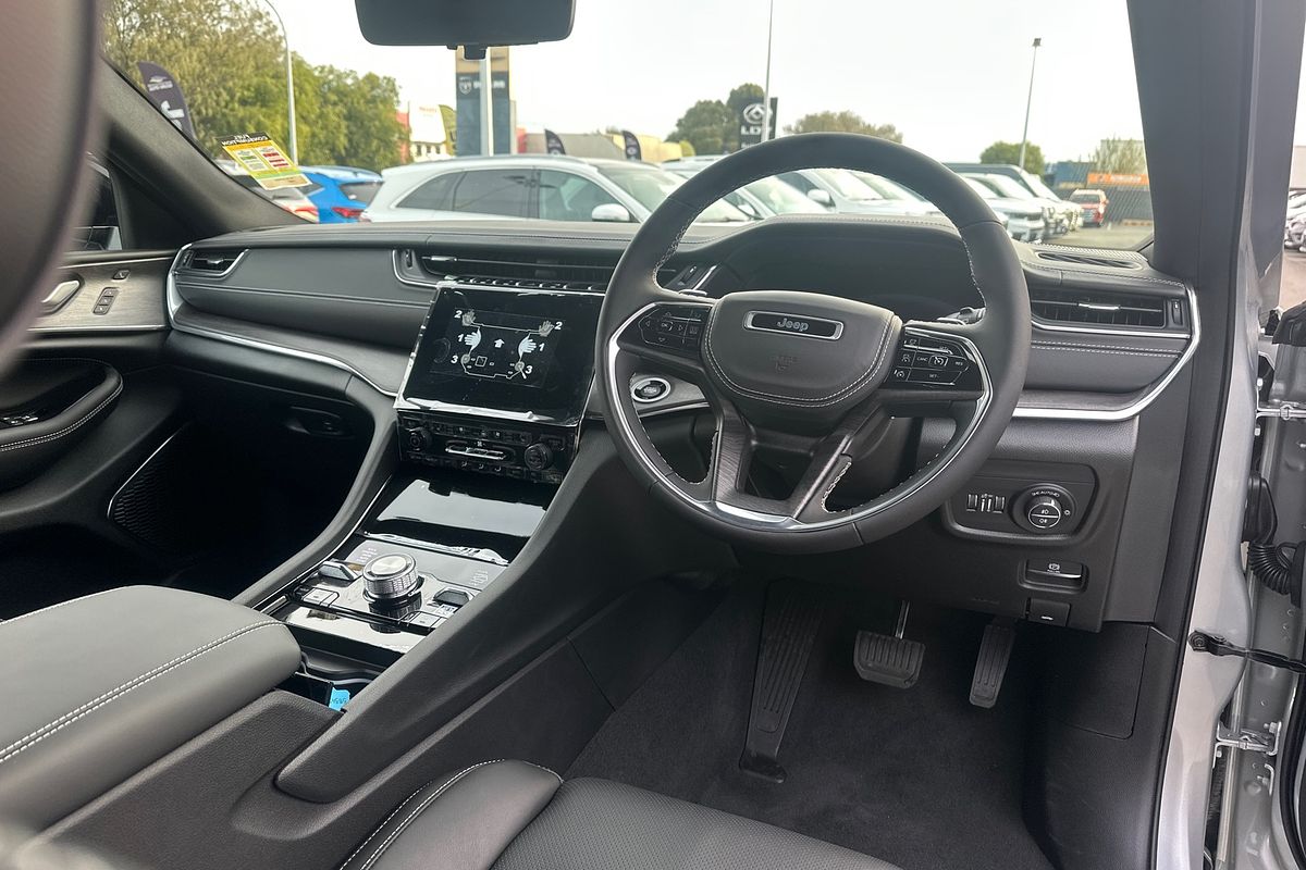2023 Jeep Grand Cherokee Overland WL