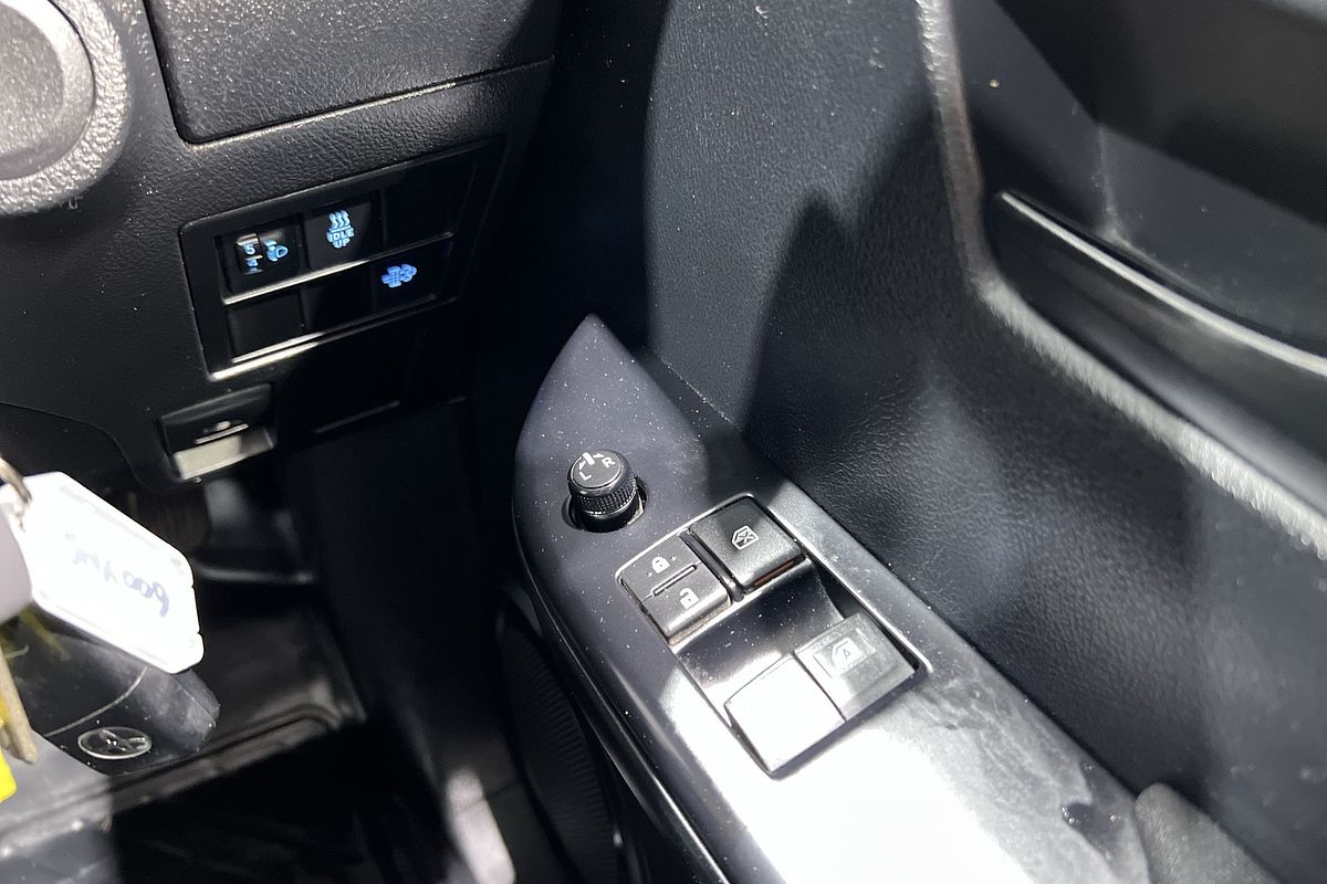 2018 Toyota Hilux Workmate GUN122R Rear Wheel Drive