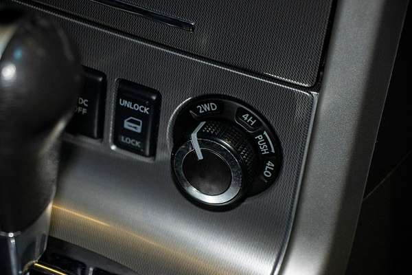 2012 Nissan Navara ST-X 550 D40 Series 5 4X4