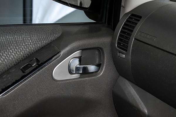 2012 Nissan Navara ST-X 550 D40 Series 5 4X4