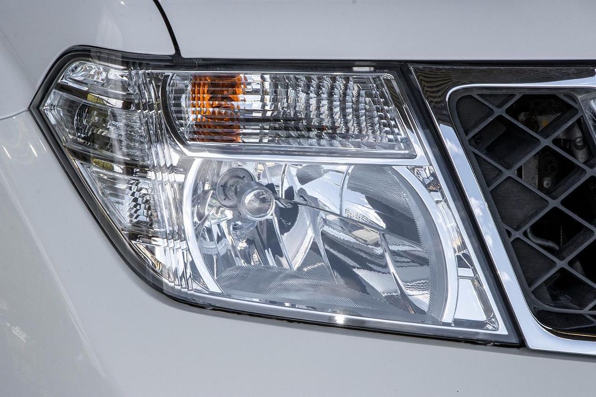 2012 Nissan Navara ST-X 550 D40 Series 5 4X4