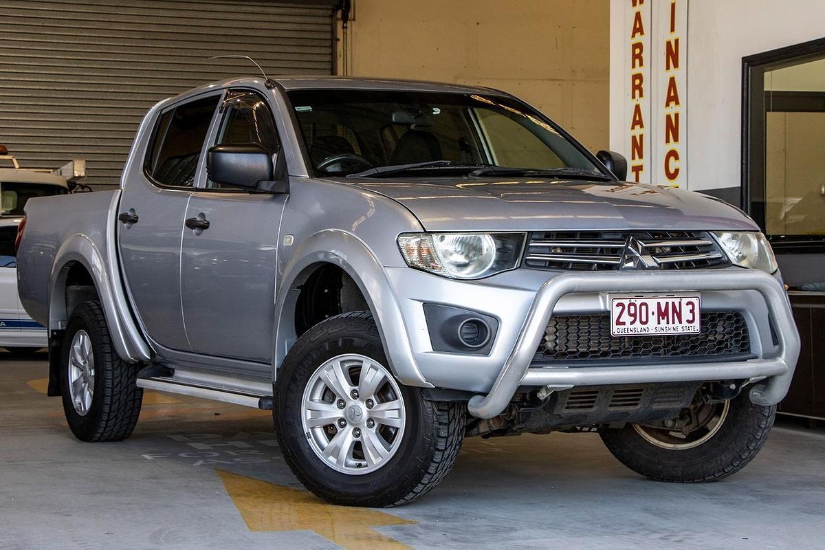 2015 Mitsubishi Triton GLX MN 4X4