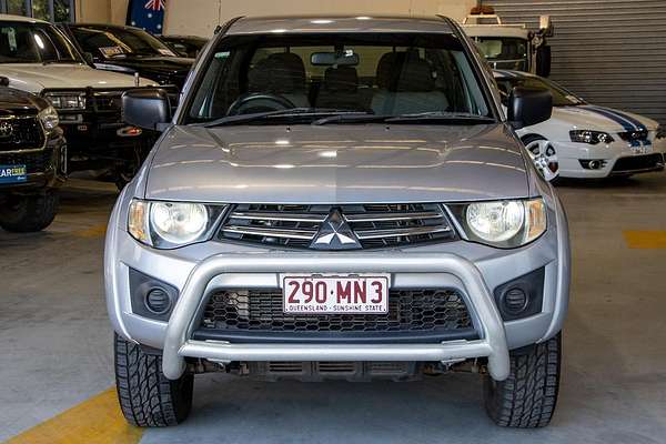 2015 Mitsubishi Triton GLX MN 4X4
