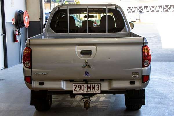 2015 Mitsubishi Triton GLX MN 4X4