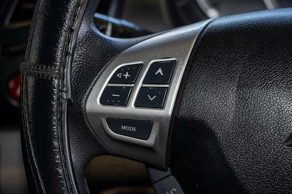 2015 Mitsubishi Triton GLX MN 4X4