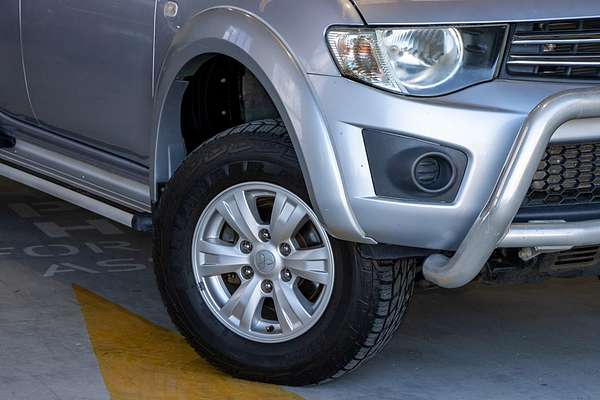 2015 Mitsubishi Triton GLX MN 4X4