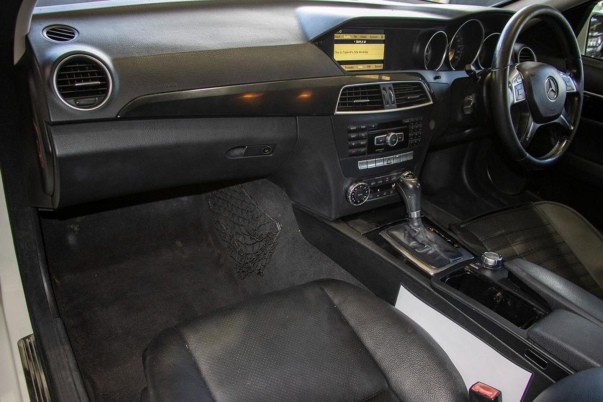 2012 Mercedes-Benz C-Class C200 BlueEFFICIENCY Elegance W204