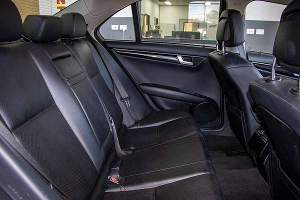 2012 Mercedes-Benz C-Class C200 BlueEFFICIENCY Elegance W204