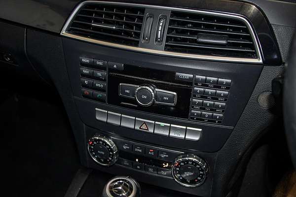 2012 Mercedes-Benz C-Class C200 BlueEFFICIENCY Elegance W204