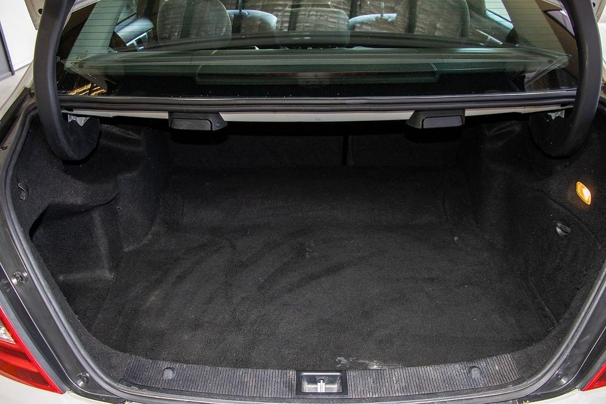 2012 Mercedes-Benz C-Class C200 BlueEFFICIENCY Elegance W204