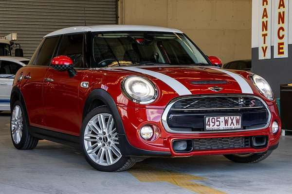2014 MINI Hatch Cooper S F55