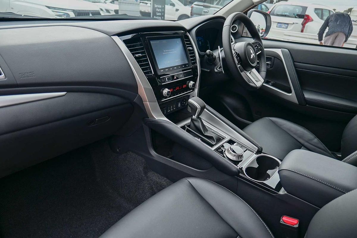 2024 Mitsubishi Pajero Sport Exceed QG