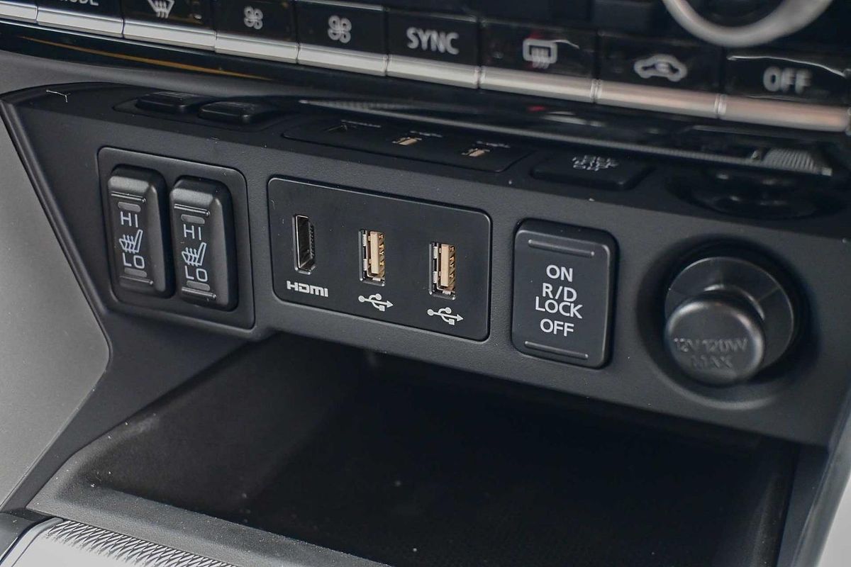 2024 Mitsubishi Pajero Sport Exceed QG