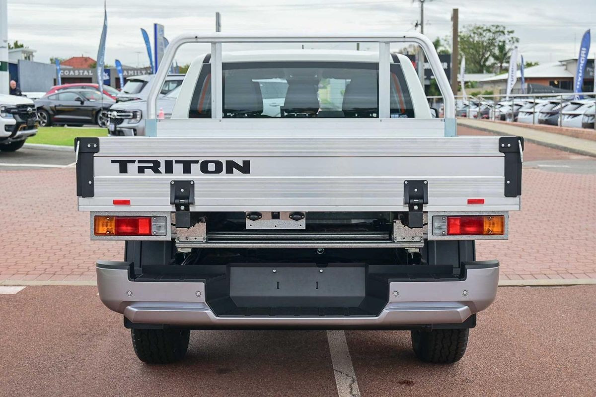 2024 Mitsubishi Triton GLX MV 4X4