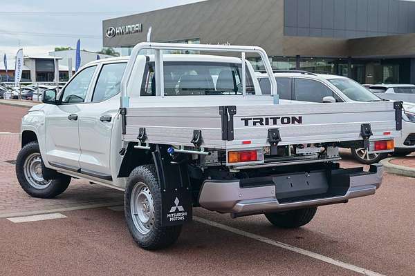 2024 Mitsubishi Triton GLX MV 4X4