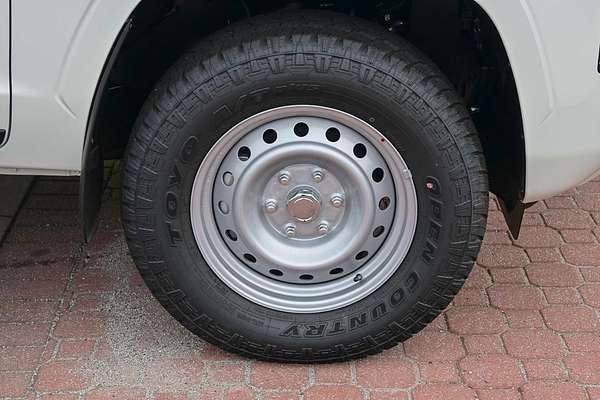2024 Mitsubishi Triton GLX MV 4X4