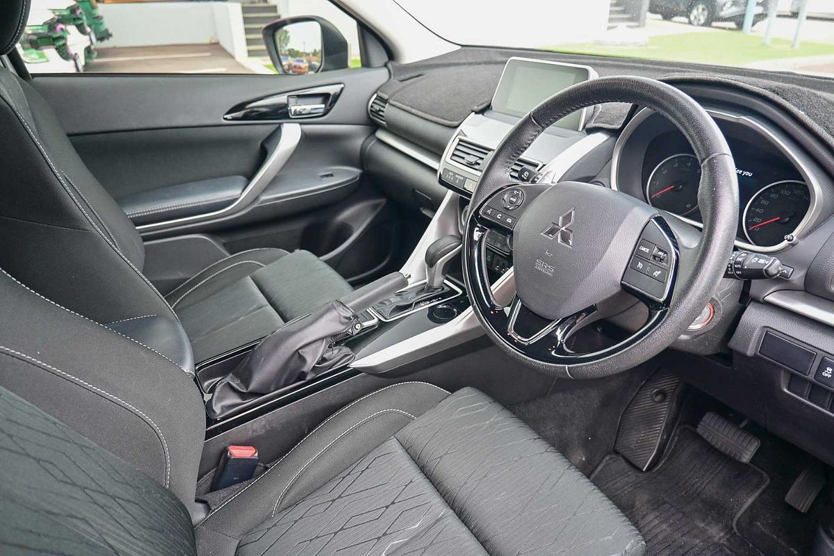 2018 Mitsubishi Eclipse Cross ES YA