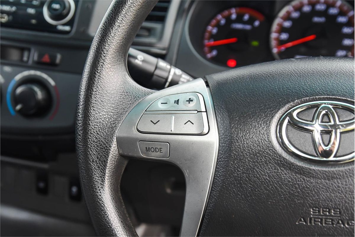 2012 Toyota Hilux SR KUN26R 4X4