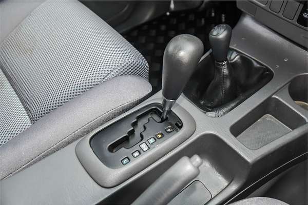 2012 Toyota Hilux SR KUN26R 4X4