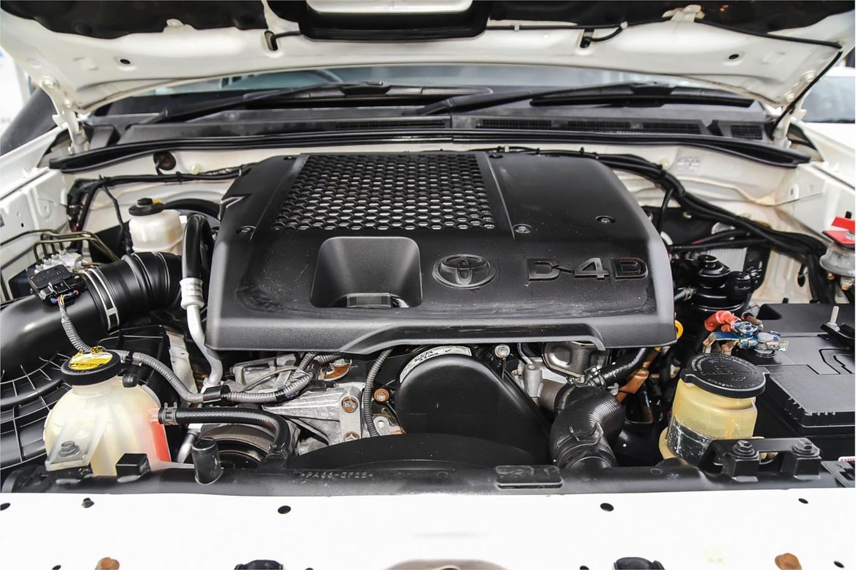 2012 Toyota Hilux SR KUN26R 4X4