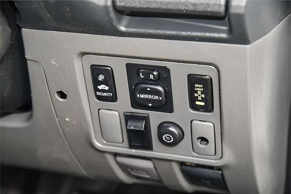 2012 Toyota Hilux SR KUN26R 4X4