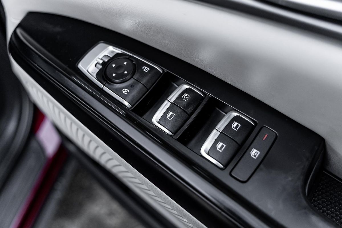 2023 Kia Carnival S KA4