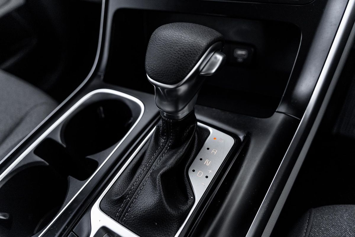 2023 Kia Carnival S KA4