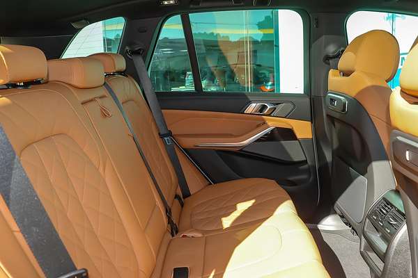 2025 BMW X5 xDrive30d M Sport G05 LCI