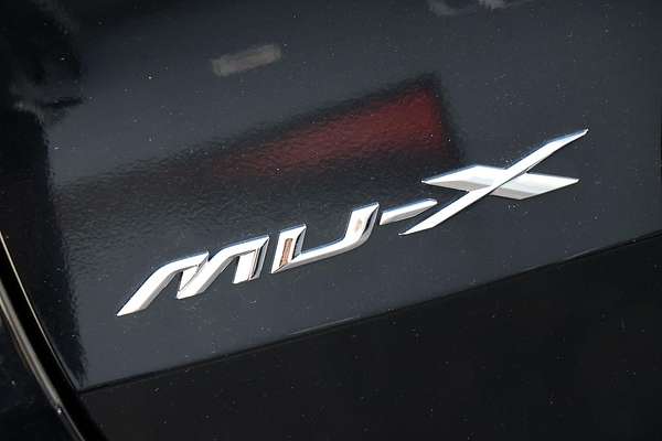 2025 Isuzu MU-X LS-T