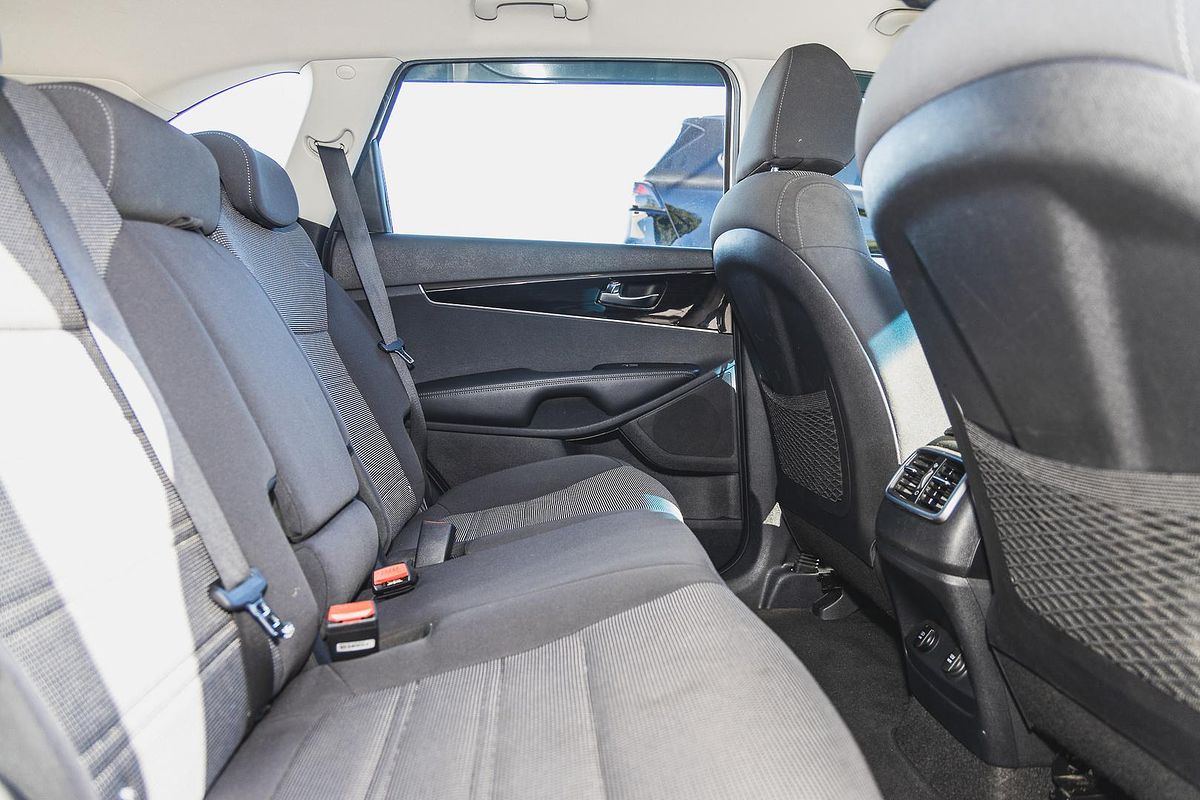 2018 Kia Sorento Si UM