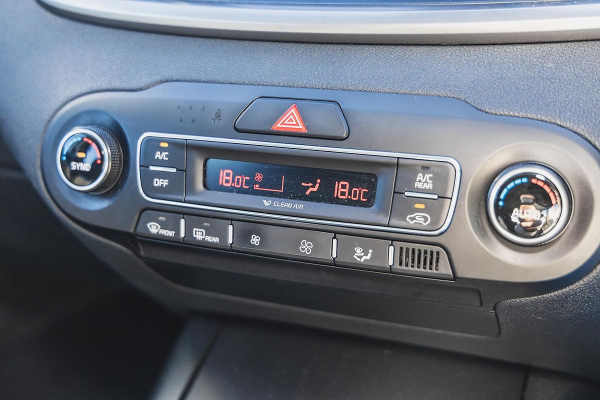 2018 Kia Sorento Si UM