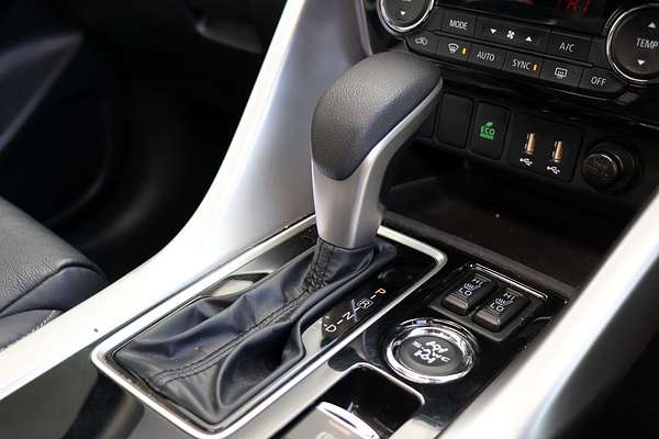 2024 Mitsubishi Eclipse Cross Exceed YB