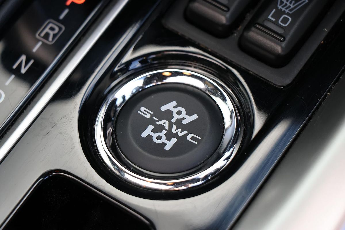 2024 Mitsubishi Eclipse Cross Exceed YB