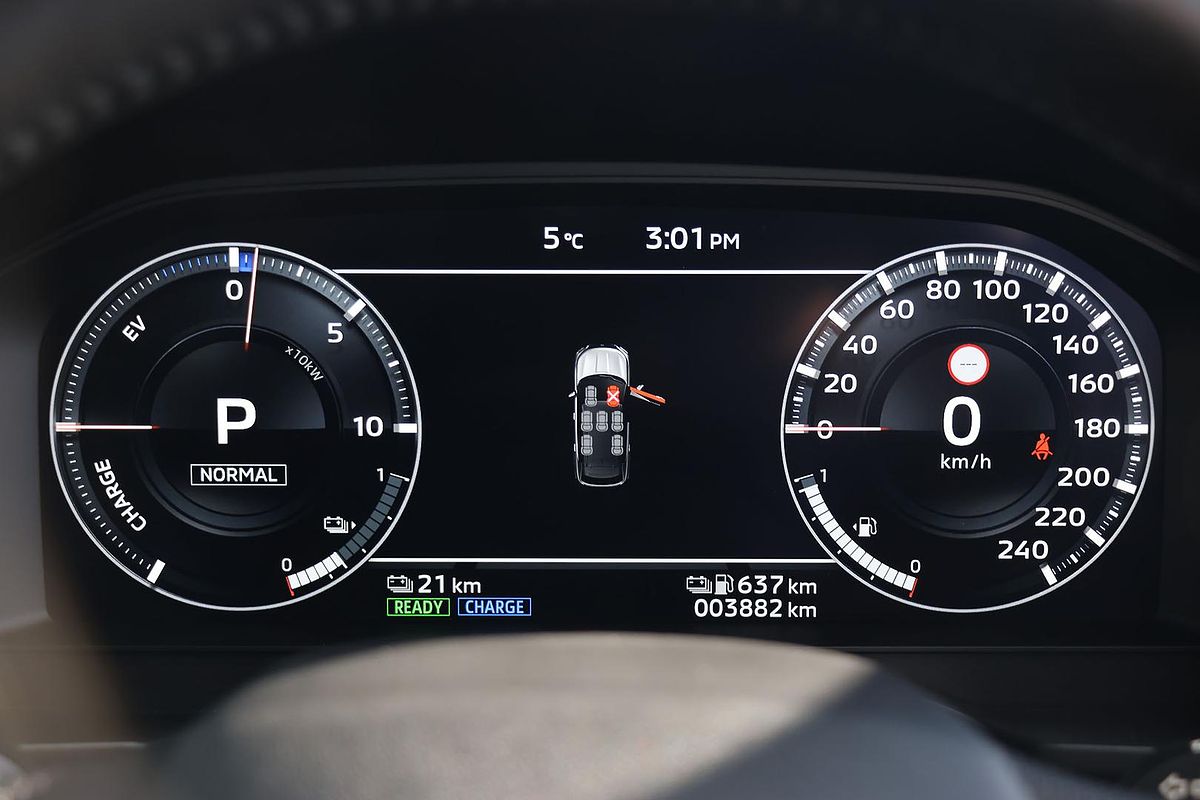 2024 Mitsubishi Outlander PHEV Exceed Tourer ZM