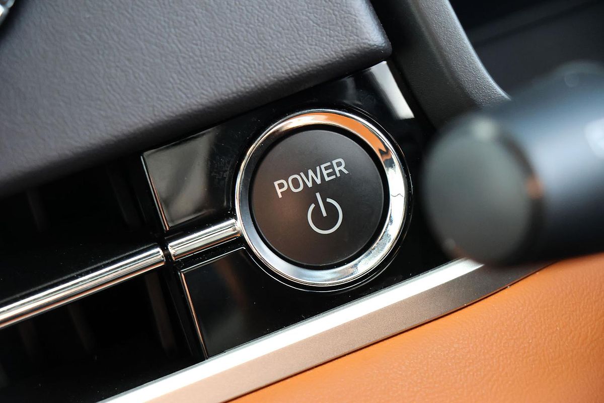 2024 Mitsubishi Outlander PHEV Exceed Tourer ZM