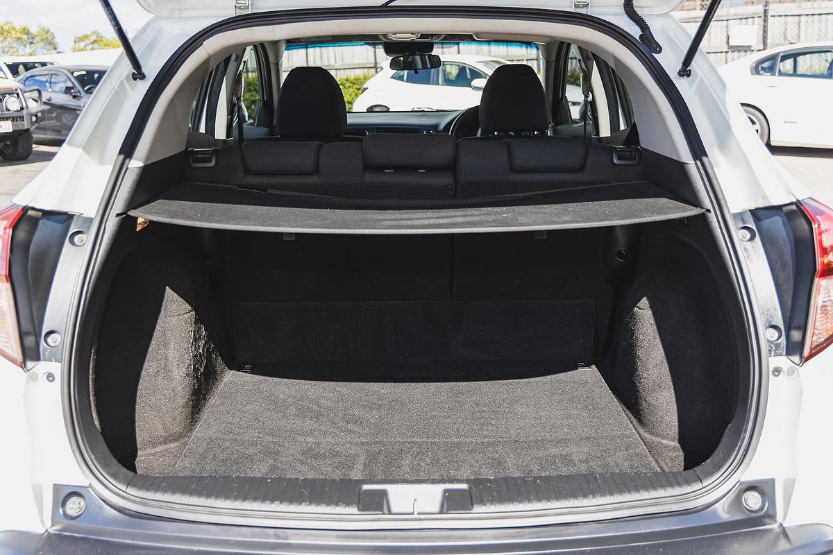 2017 Honda HR-V VTi-S