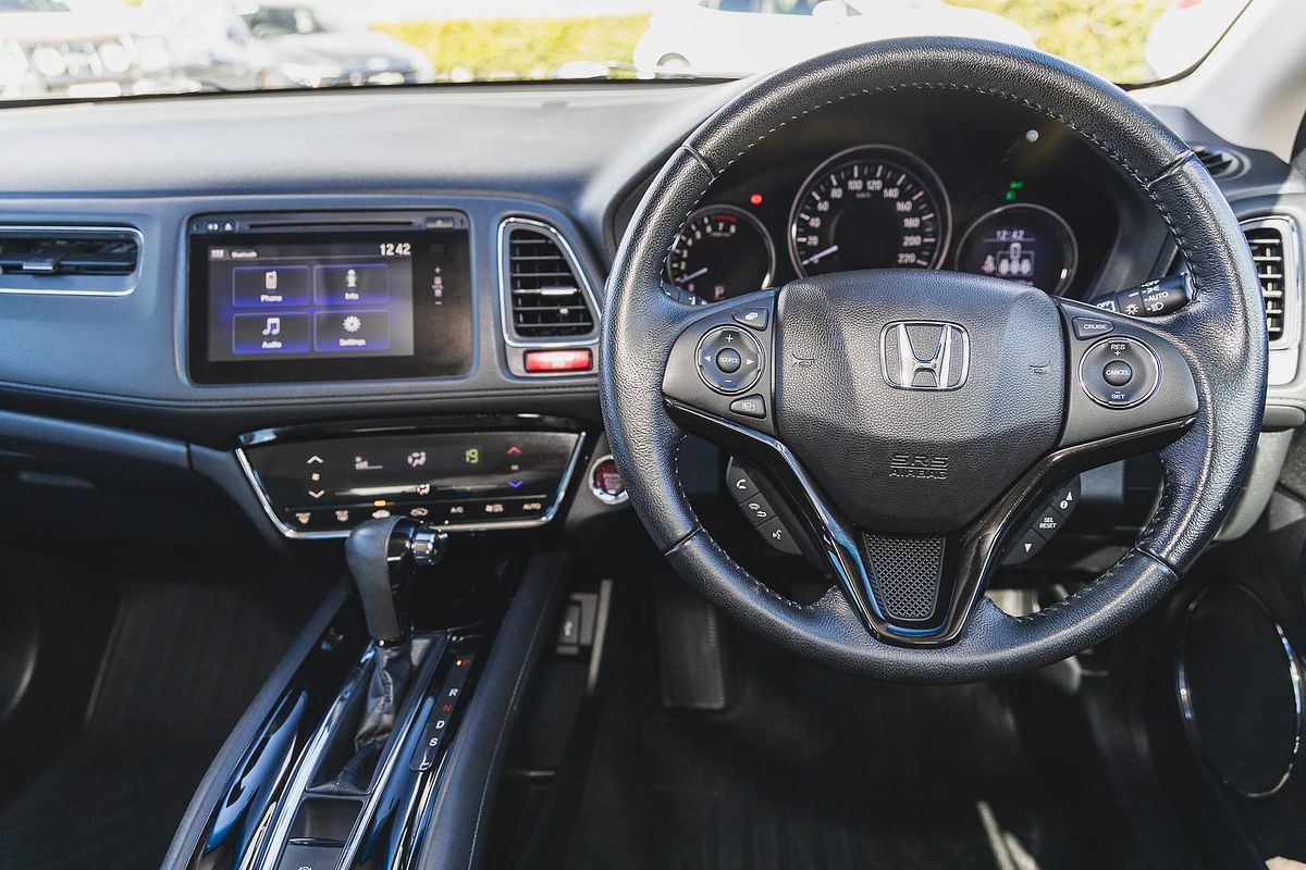 2017 Honda HR-V VTi-S