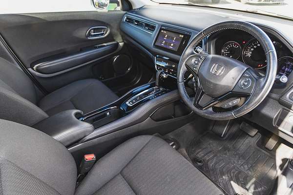 2017 Honda HR-V VTi-S