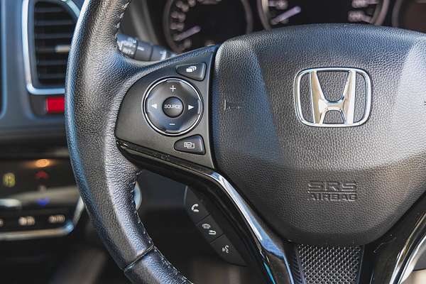 2017 Honda HR-V VTi-S