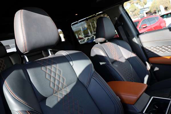 2024 Mitsubishi Outlander PHEV Exceed Tourer ZM