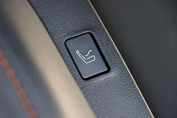 2024 Mitsubishi Outlander PHEV Exceed Tourer ZM