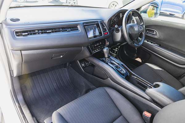 2017 Honda HR-V VTi-S