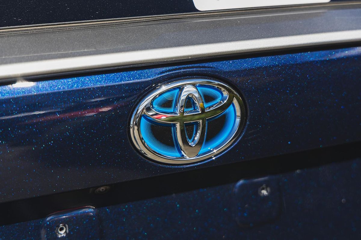 2021 Toyota RAV4 Cruiser AXAH54R
