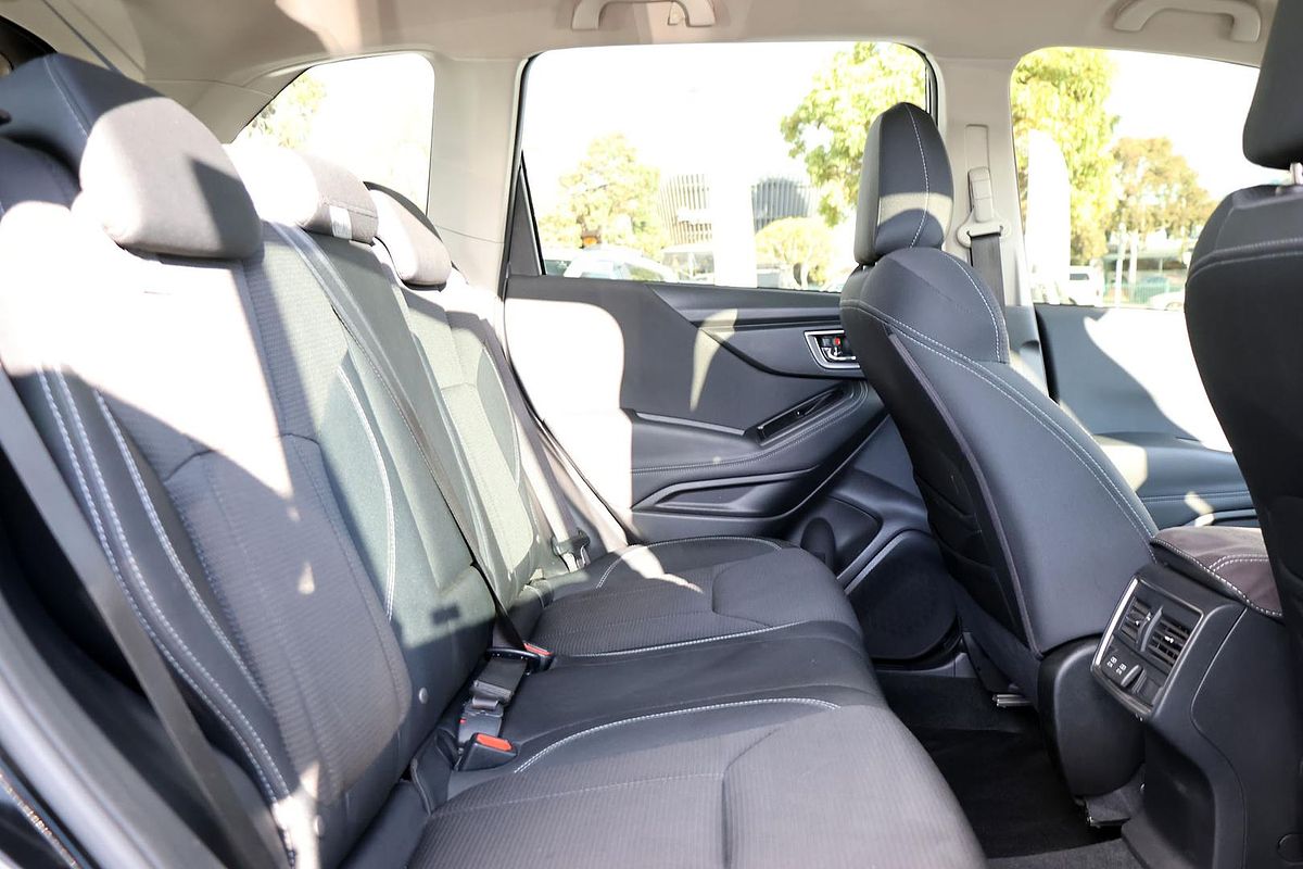 2021 Subaru Forester 2.5i S5